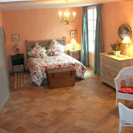 ベッド・アンド・ブレックファスト Le Clos Des Freres Gris